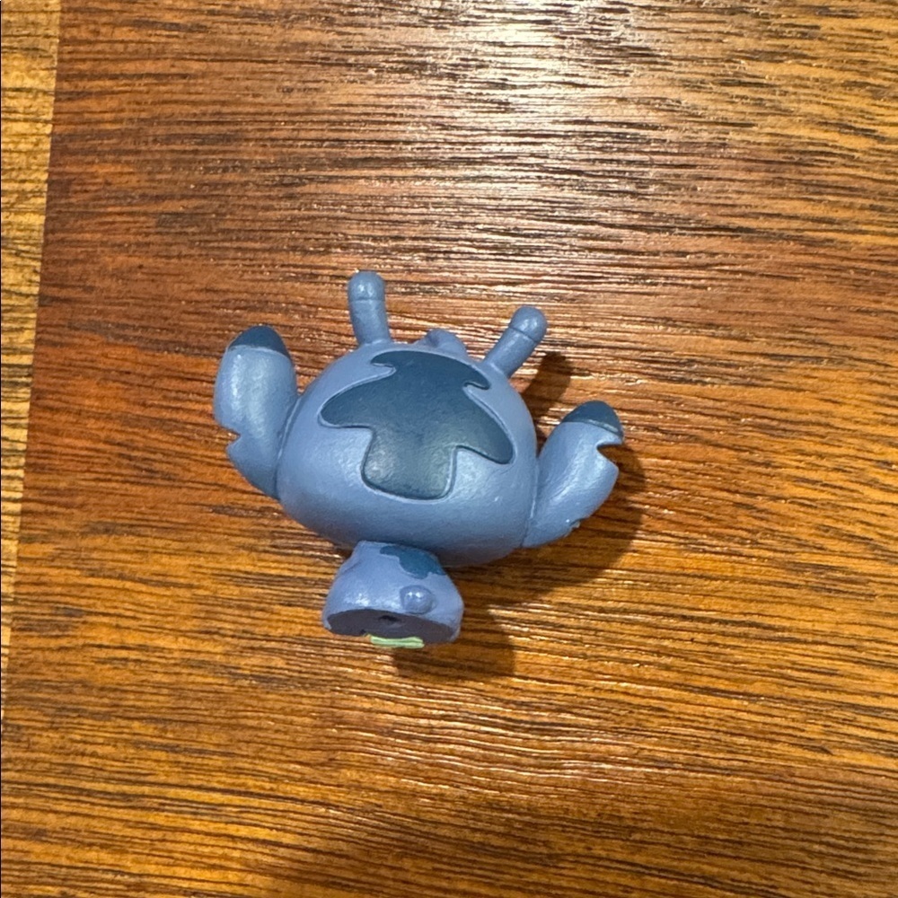 Young Stitch | Disney Doorables | Lilo & Stitch movie - Picture 2 of 5